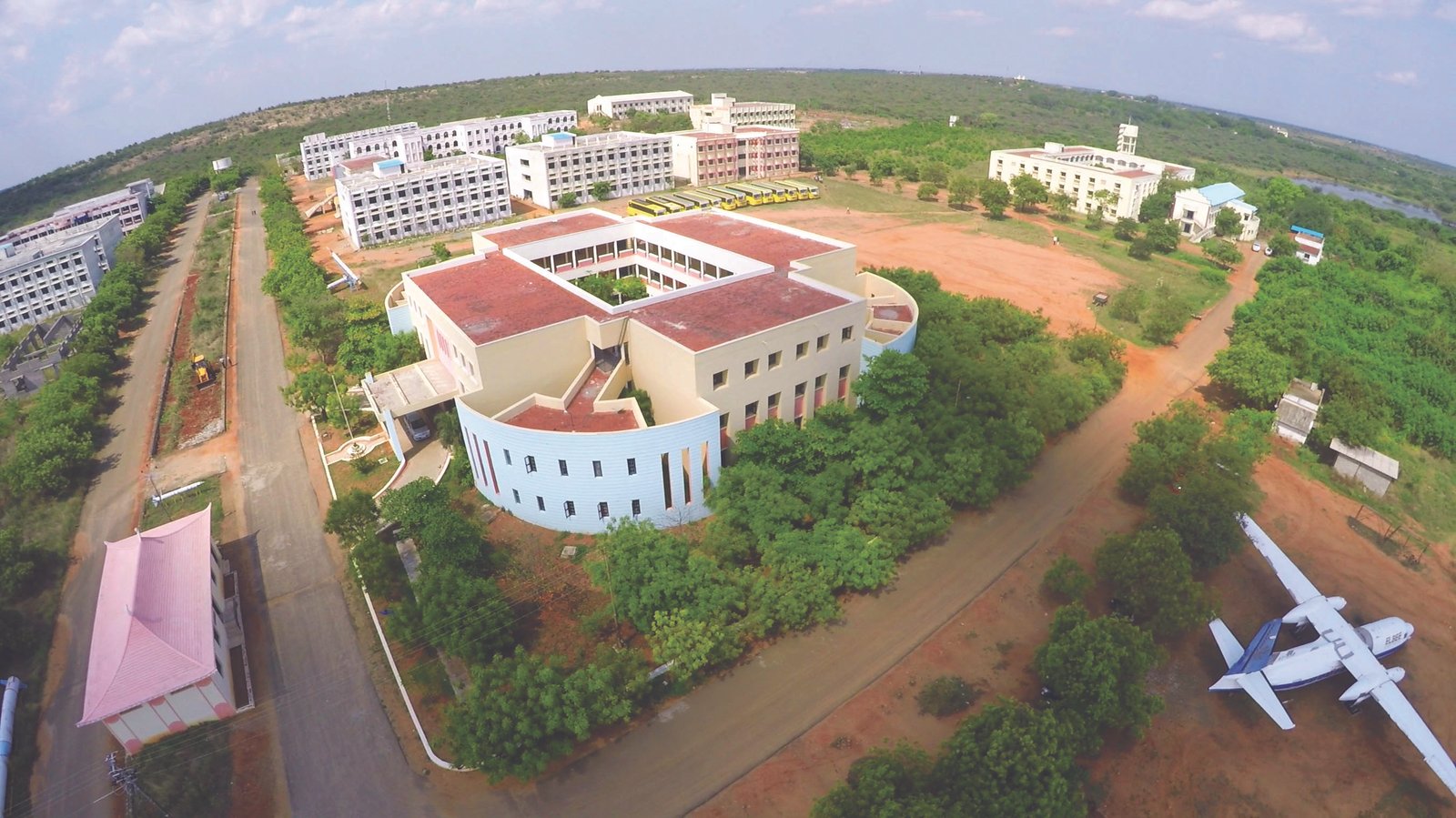 Infant Jesus College of Engineering main building